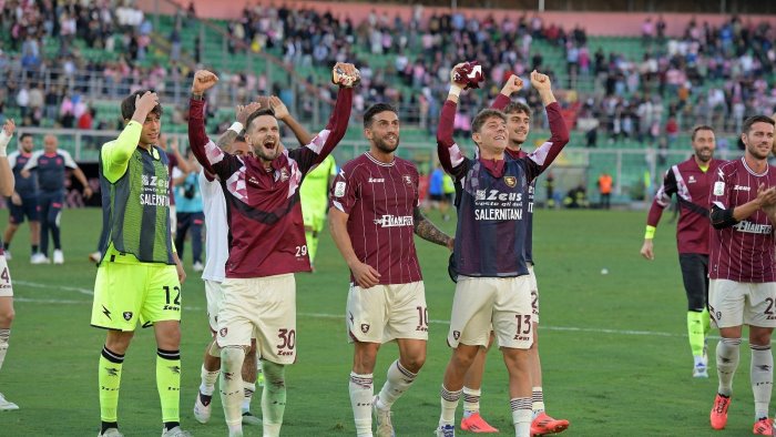 palermo salernitana 0 1 colpaccio granata tello espugna il barbera