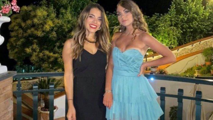 salvo l amica e perse una gamba dopo 4 anni si laureano insieme