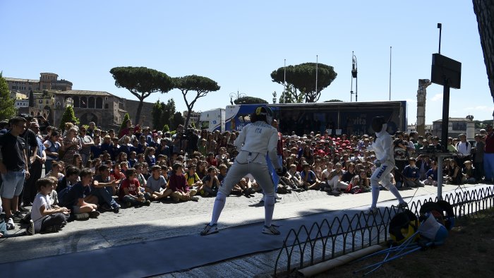 scherma rinviate le competizioni regionali e nazionali