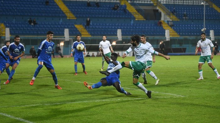 pazzo derby al torre paganese avellino finisce 1 1