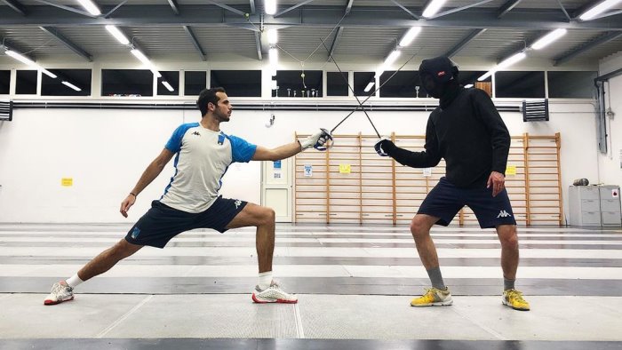 scherma collegiale positivo per gli sciabolatori