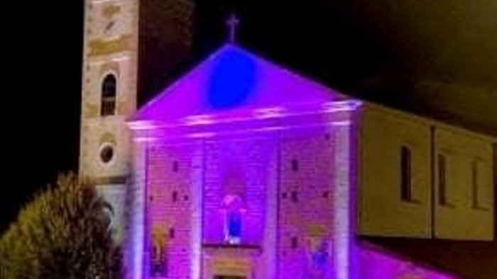 grottaminarda i monumenti si illuminano di viola