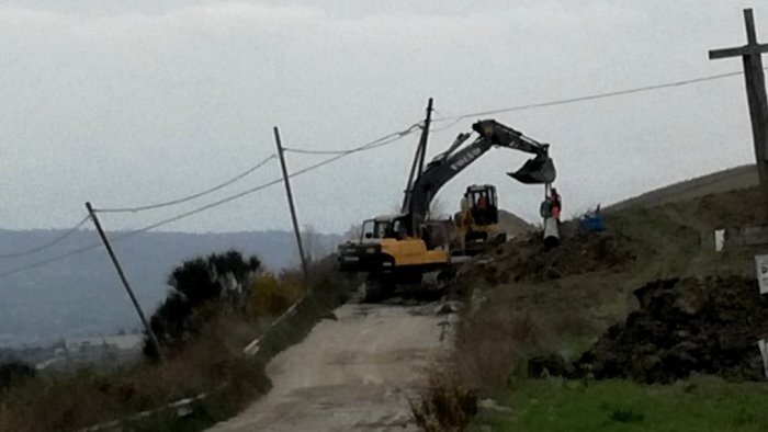 ariano lavori a creta ci siamo tutto procede bene