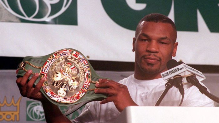 pari al ritorno sul ring per mike tyson contro roy jones jr