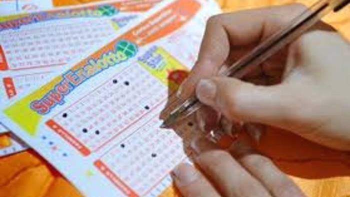 superenalotto sfiorato il jackpot milionario