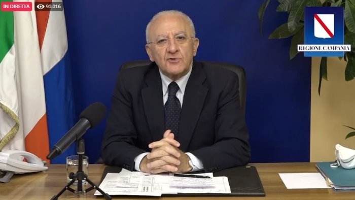 nuovo dpcm de luca attacca governo poco responsabile