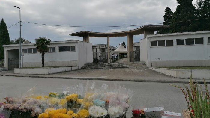 ognissanti e defunti a grottaminarda cimitero aperto dalle 8 alle 19 30