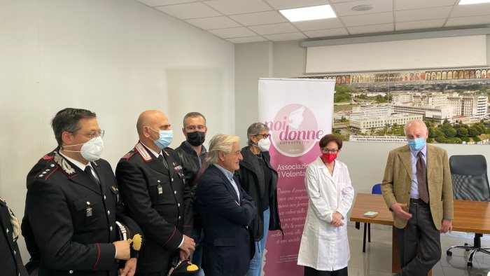 il covid non ferma la solidarieta donate 4 poltrone al reparto di oncologia