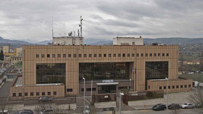 straordinario e controlli inchiesta chiusa indagati quattro poliziotti e un ex