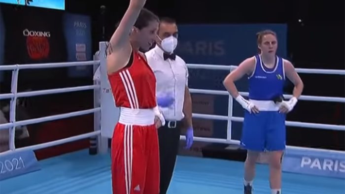 boxe irma testa e le altre campane sono pronte per il raduno di assisi