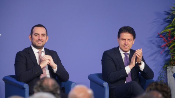 m5s spadafora conte silenzia il dissenso