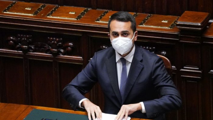 di maio basta ricatti della destra sul colle per il voto anticipato