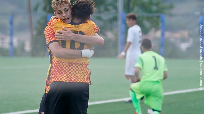 benevento goleada dell under 16 nel derby sei reti alla salernitana