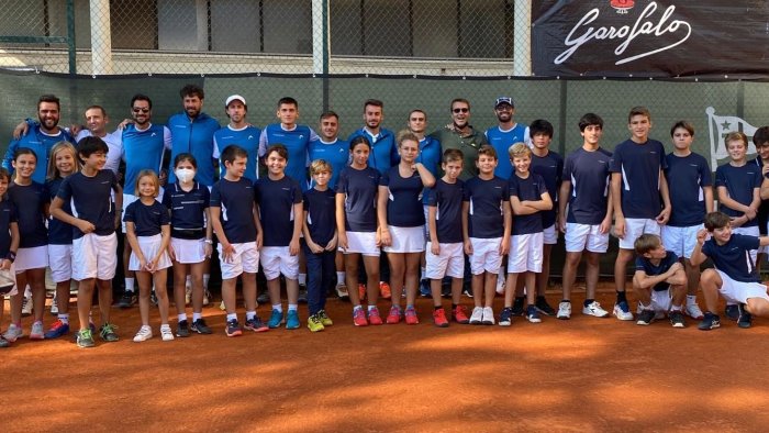 tennis a2 il tc vomero espugna rimini e si prende i play off