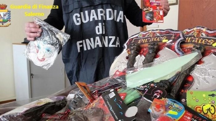 il bilancio dei controlli di halloween la finanza ha sequestrato 50mila oggetti