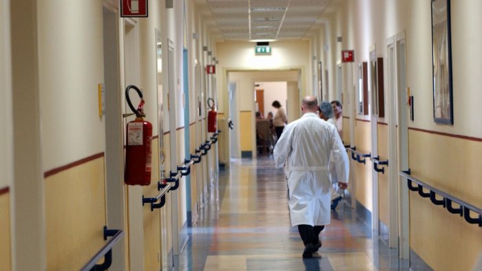 muore dopo un odissea in diversi ospedali esposto in procura