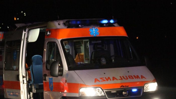 incidente in litoranea auto sbanda e si ribalta