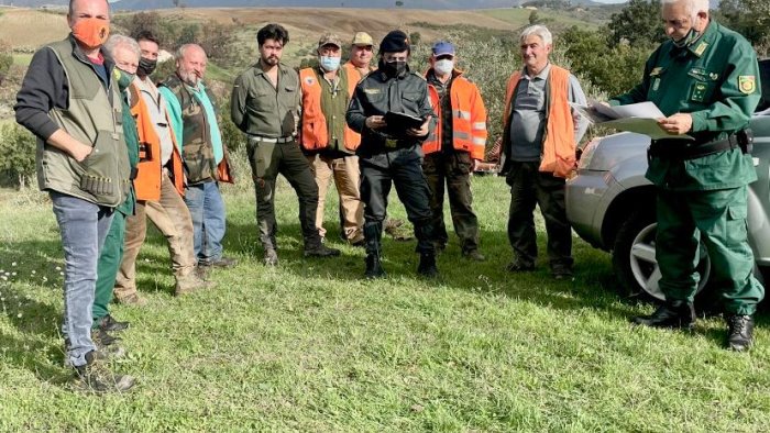 nei boschi salernitani si intensificano i controlli sulla caccia