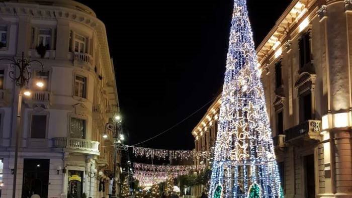 l associazione insieme per avellino e l irpinia meno luminarie e piu fatti