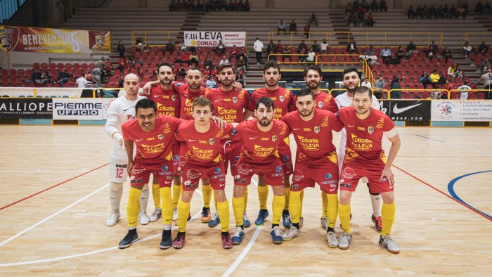 gg team wear benevento 5 questa sera al palatedeschi il derby campano