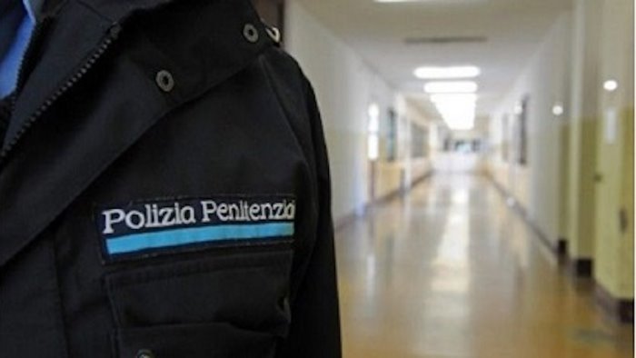 avellino agente penitenziario salva famiglia in a16 poteva essere una strage