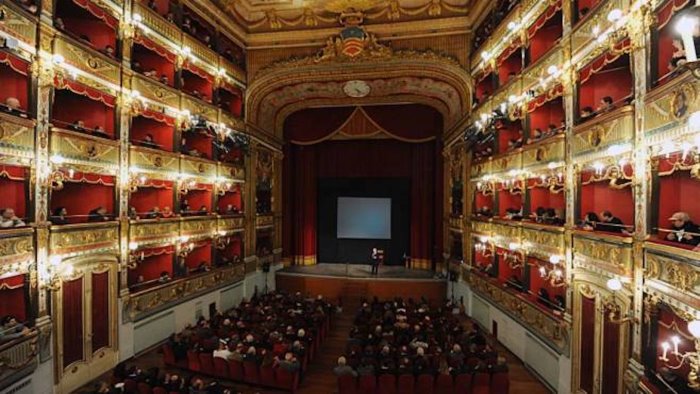 tragedia di ischia il teatro verdi annulla lo spettacolo in segno di lutto