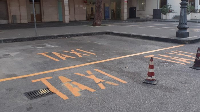 piu stalli per tassisti alla stazione di salerno potenziata l offerta