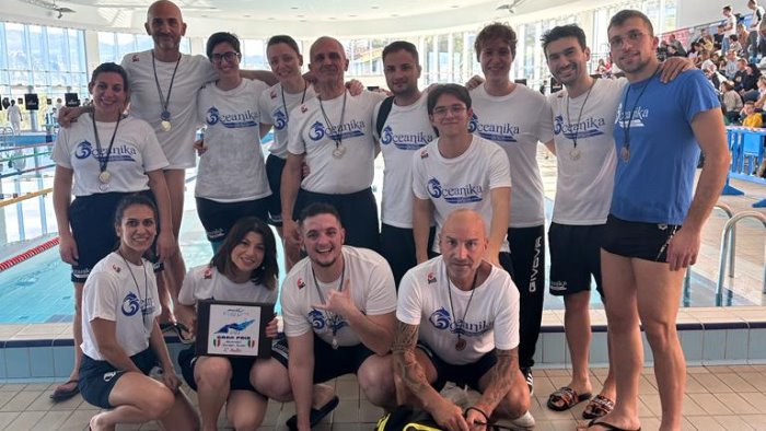 gran prix 2022 di nuoto pinnato incetta di medaglie per la oceanika sturno