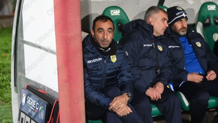 avellino juve stabia 0 0 colucci risultato giusto