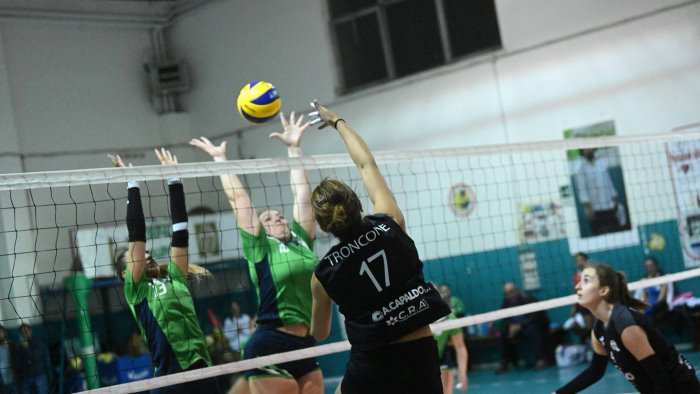 cra green volley lupo fidelis buona la prima 3 a 0 a pozzuoli