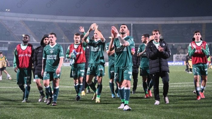 alle 20 30 foggia avellino le probabili formazioni dello zaccheria