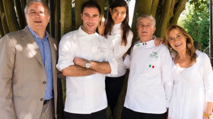 il don alfonso 1890 compira 50 anni nel 2023 ma chiudera per andare in tournee