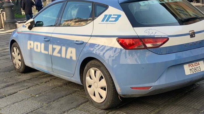 napoli piazza nazionale sorpreso con la droga arrestato dalla polizia