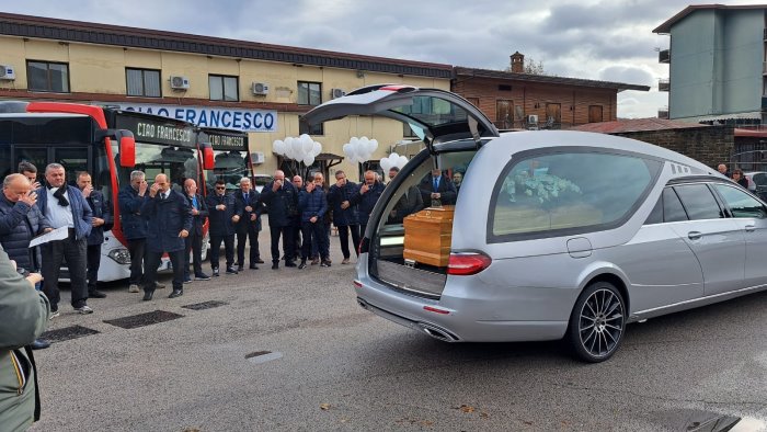 morto dopo il by pass gastrico l ultimo saluto a francesco