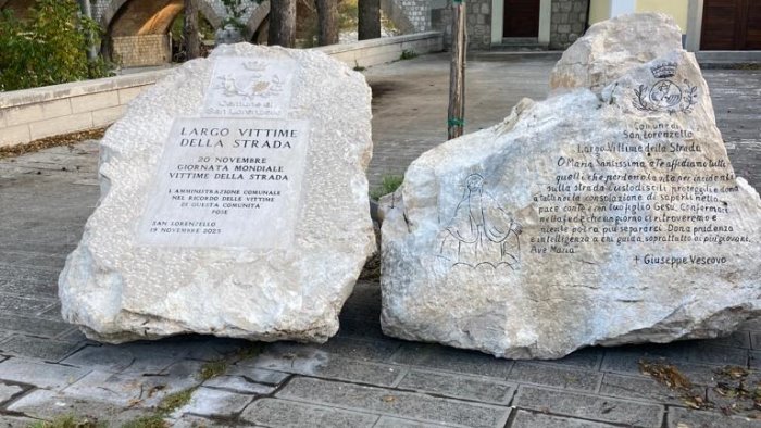 vittime della strada a san lorenzello due pietre monumentali e un area dedicata