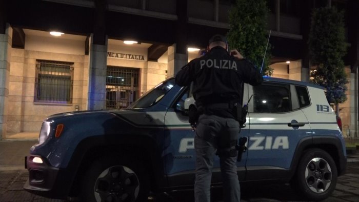 contrada minacce e aggressione ai genitori misura cautelare per un 27enne