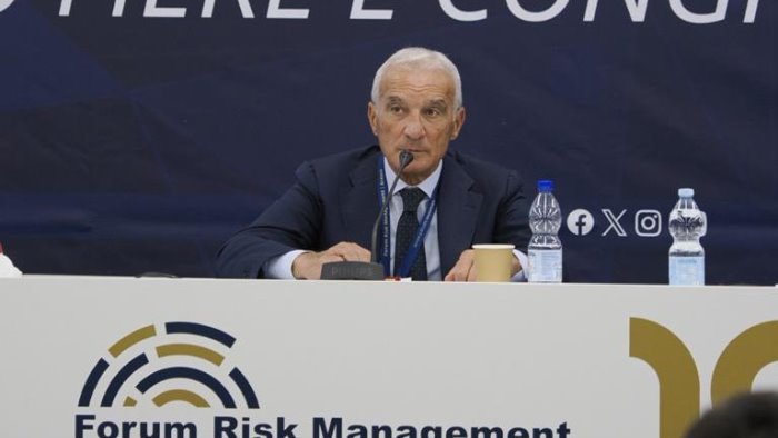 grande attenzione per regione campania e soresa al forum risk 2023