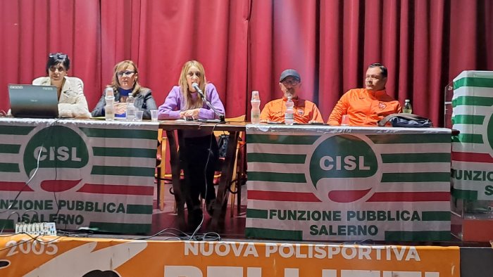 usa la mossa giusta la cisl fp di salerno al fianco delle donne