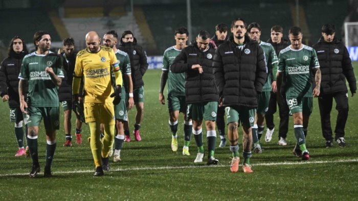 avellino juve stabia 1 0 tabellino e voti dei lupi patierno e pane su tutti