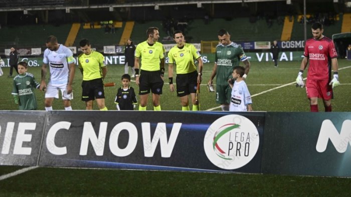 l arbitro di avellino foggia le designazioni per la coppa italia di serie c