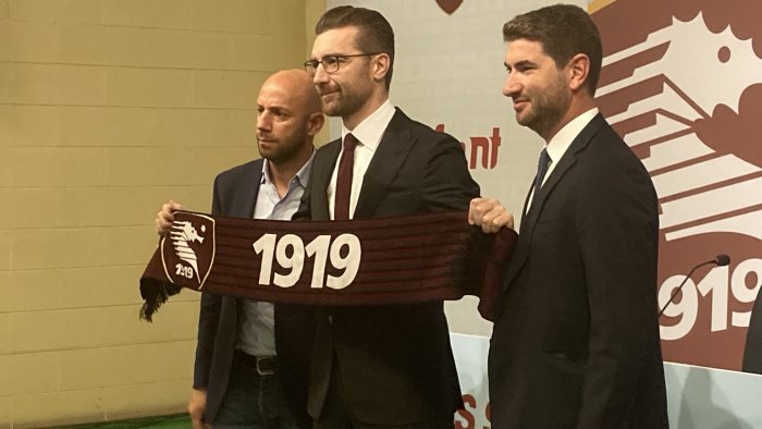 salernitana de sanctis sfiduciato iervolino a caccia del successore