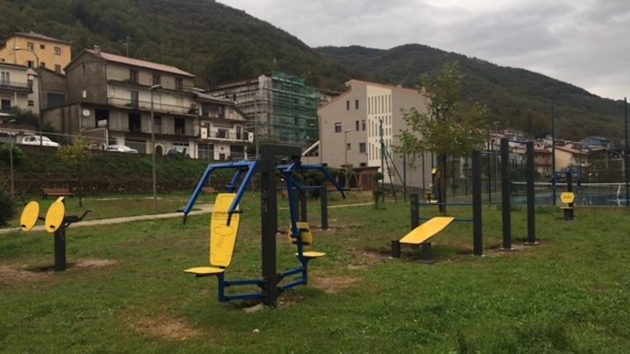 una palestra all aperto nella villa comunale di sanza