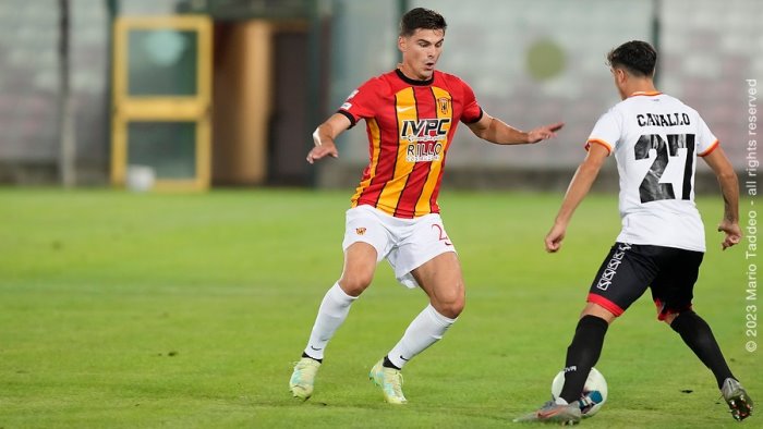 il benevento monitora berra i dettagli sulla condizione del difensore