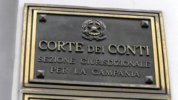 sorrento la corte dei conti contesta danno erariale a ex assessore e dirigente