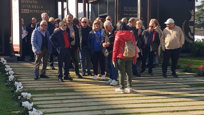 benevento si anima in vista del natale cresce il flusso turistico