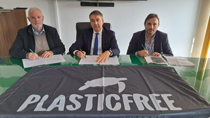 asia e plastic free firmato protocollo d intesa