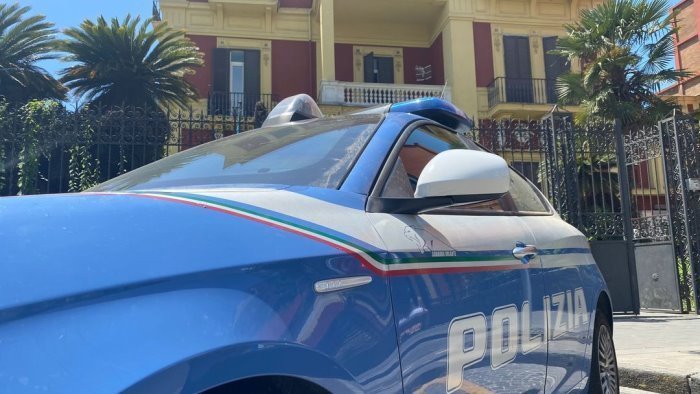 secondigliano controlli e sanzioni da parte della polizia