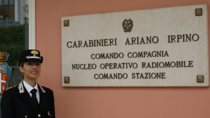 ariano ecco il nuovo capitano dei carabinieri ludovica arrabito