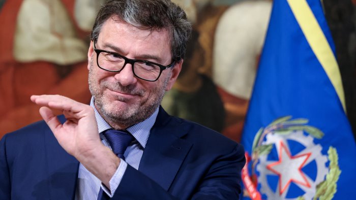 pnrr progetti a gonfie vele ma giorgetti chiede lo stesso la proroga