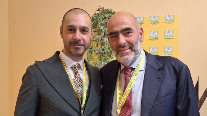 congresso nazionale del fiore coldiretti campania riceve testimone liguria